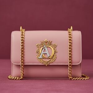 Elegant Pink Designer Chain Bag